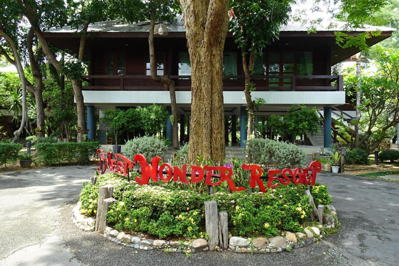 West Wonder Riverside Resort Kanchanaburi Exterior foto